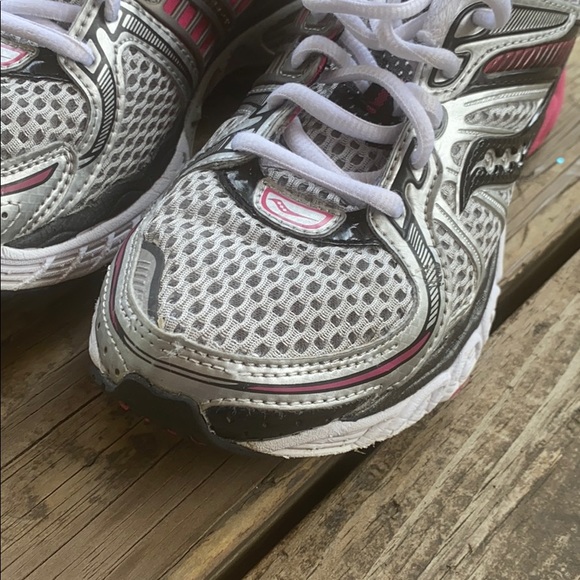 SAUCONY Women's ProGrid Ride 3 size 7.5 - Picture 4 of 10